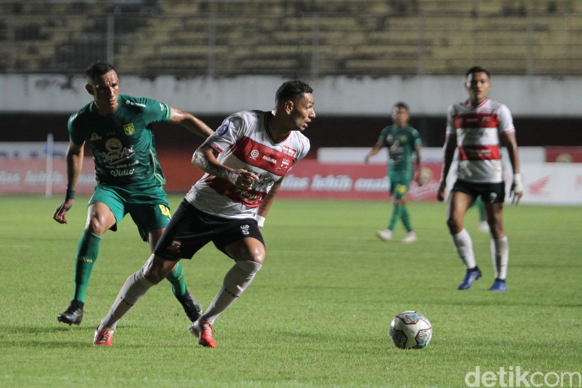 Linimasa Persik Kediri vs Persebaya - Rivalitas Sepak Bola yang Mengguncang Indonesia