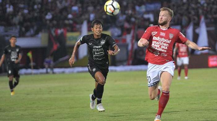 Memahami Peraturan Sepak Bola - Panduan Lengkap untuk Pecinta Olahraga