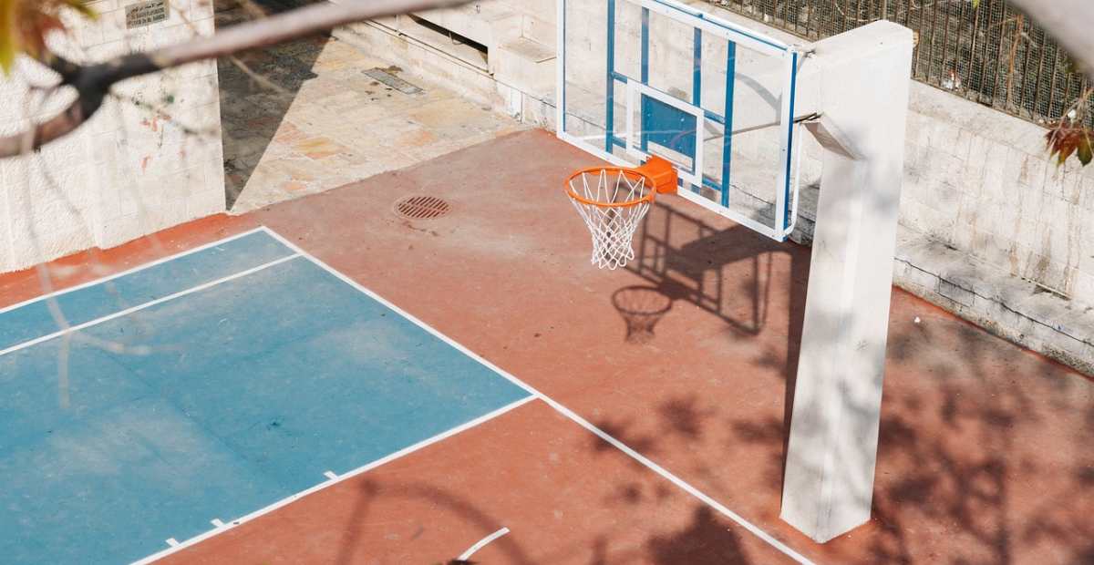 Bola Basket Dimainkan Oleh Berbagai Kalangan - Menggali Aspek Menarik dari Permainan Ini