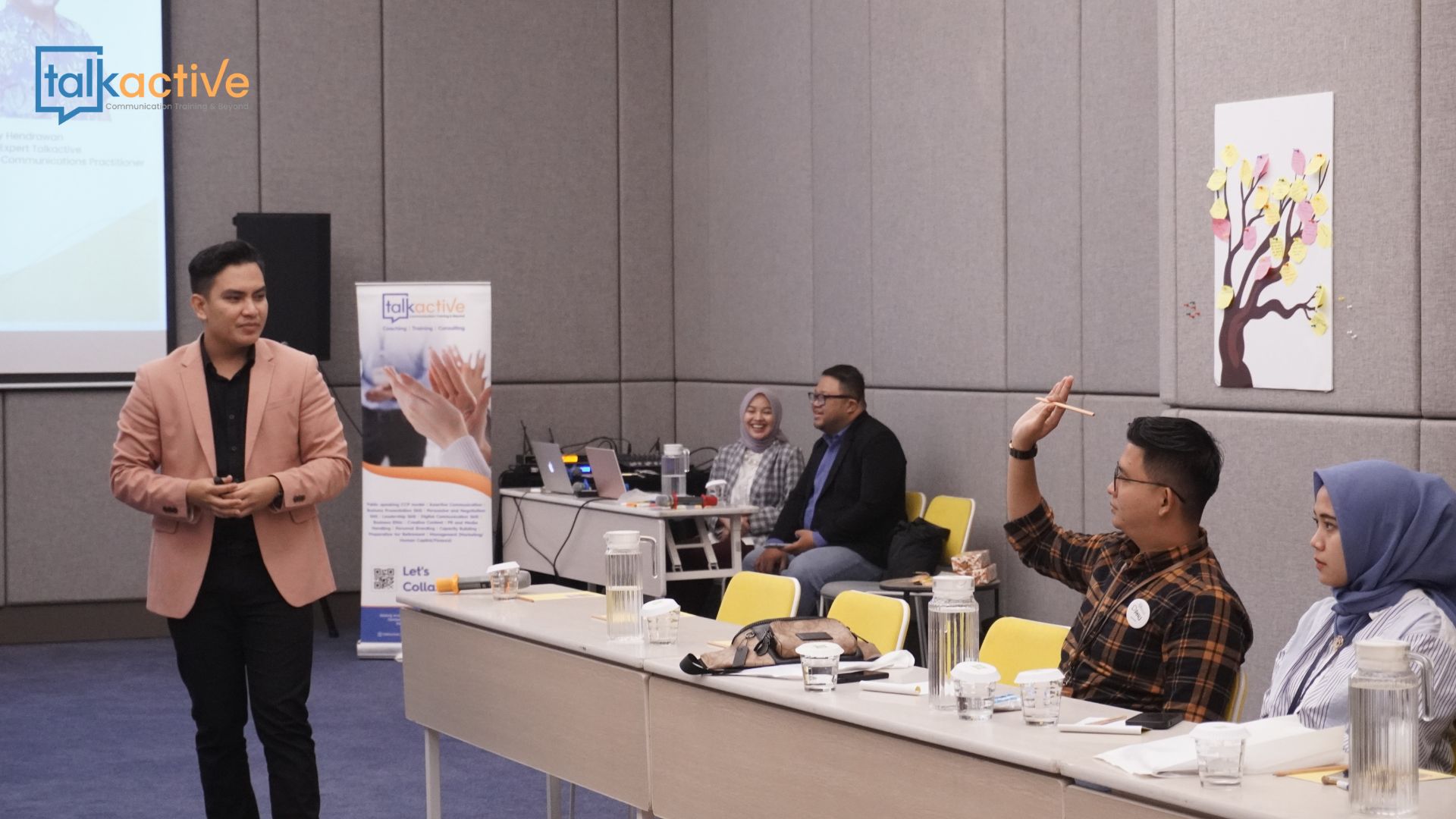 Memahami Contoh Teks Berita 5W 1H Panduan Lengkap Menulis Berita yang Menarik