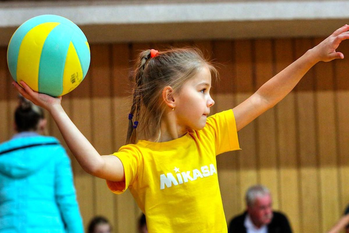 Pelajari 3 Teknik Dasar Bola Voli Agar Permainanmu Semakin Hebat